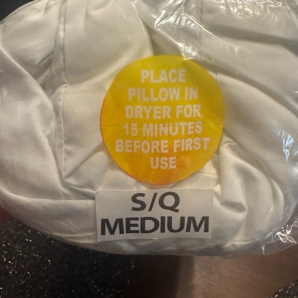 MyPillow- S/Q Medium NWT - Picture 2 of 3